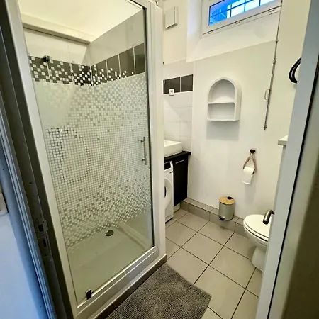 T2 - Neuf & Climatise Apartament